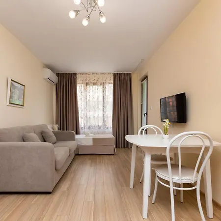 Апартхотел Helios Luxury