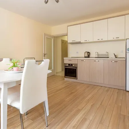 Helios Luxury 2*