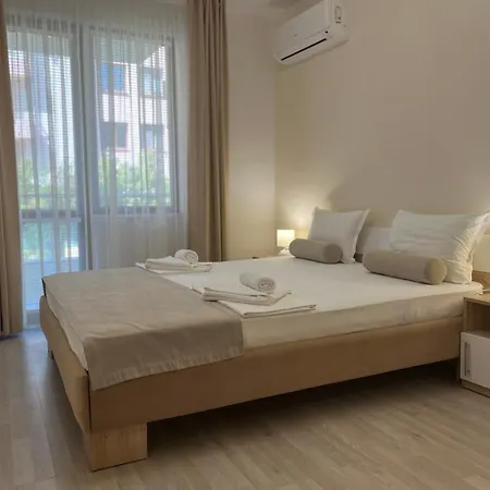 Апартхотел Helios Luxury