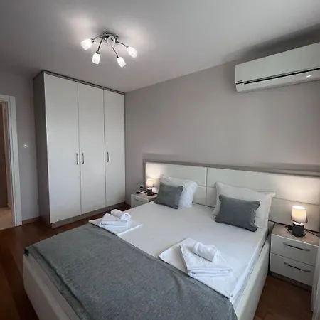 Апартхотел Helios Luxury Приморско