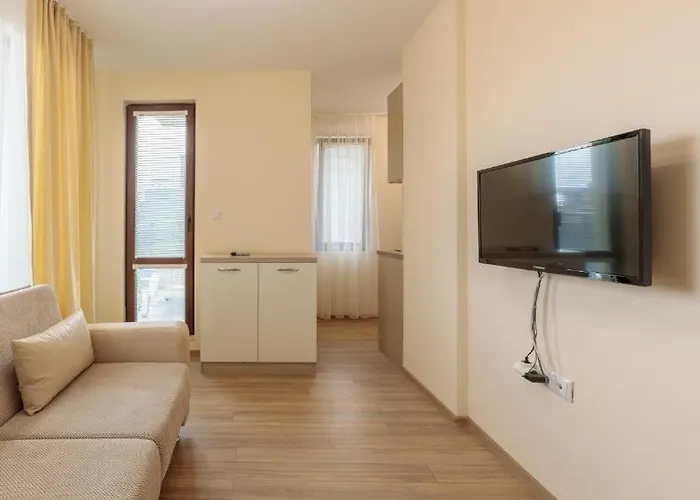 Apart-hotel Helios Luxury 3*