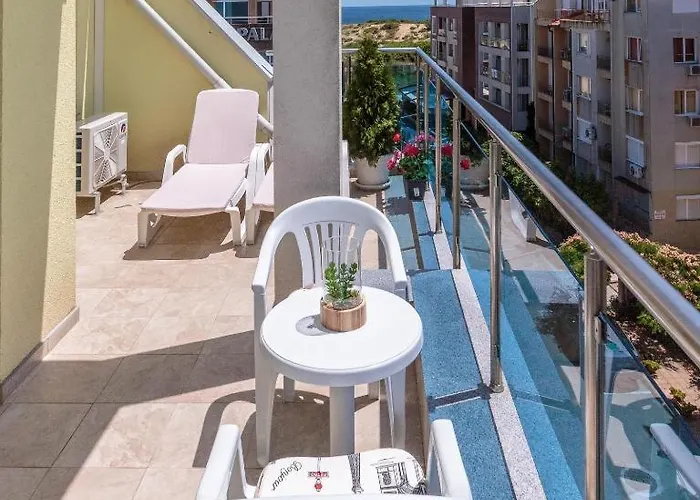 Apart-hotel Helios Luxury 3*