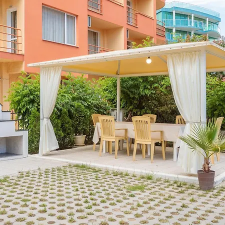 Hotel de apartamente Helios Luxury Primorsko