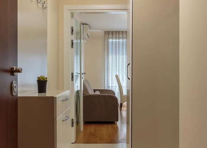 Helios Luxury פרימורסקו