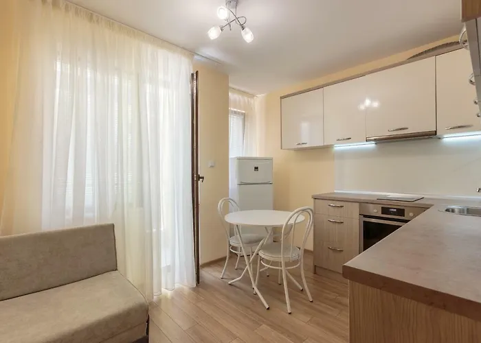 Helios Luxury מלון דירות 3*